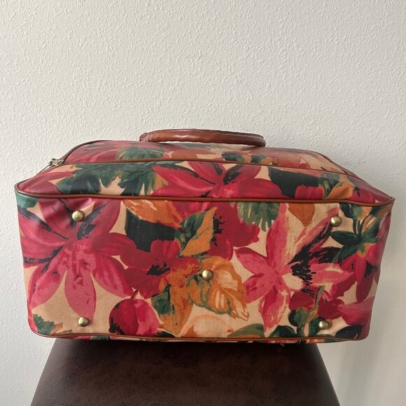 Patricia Nash GONNESA Overnight Bag SPRING MULTI Luggage NWT - Picture 13 of 13